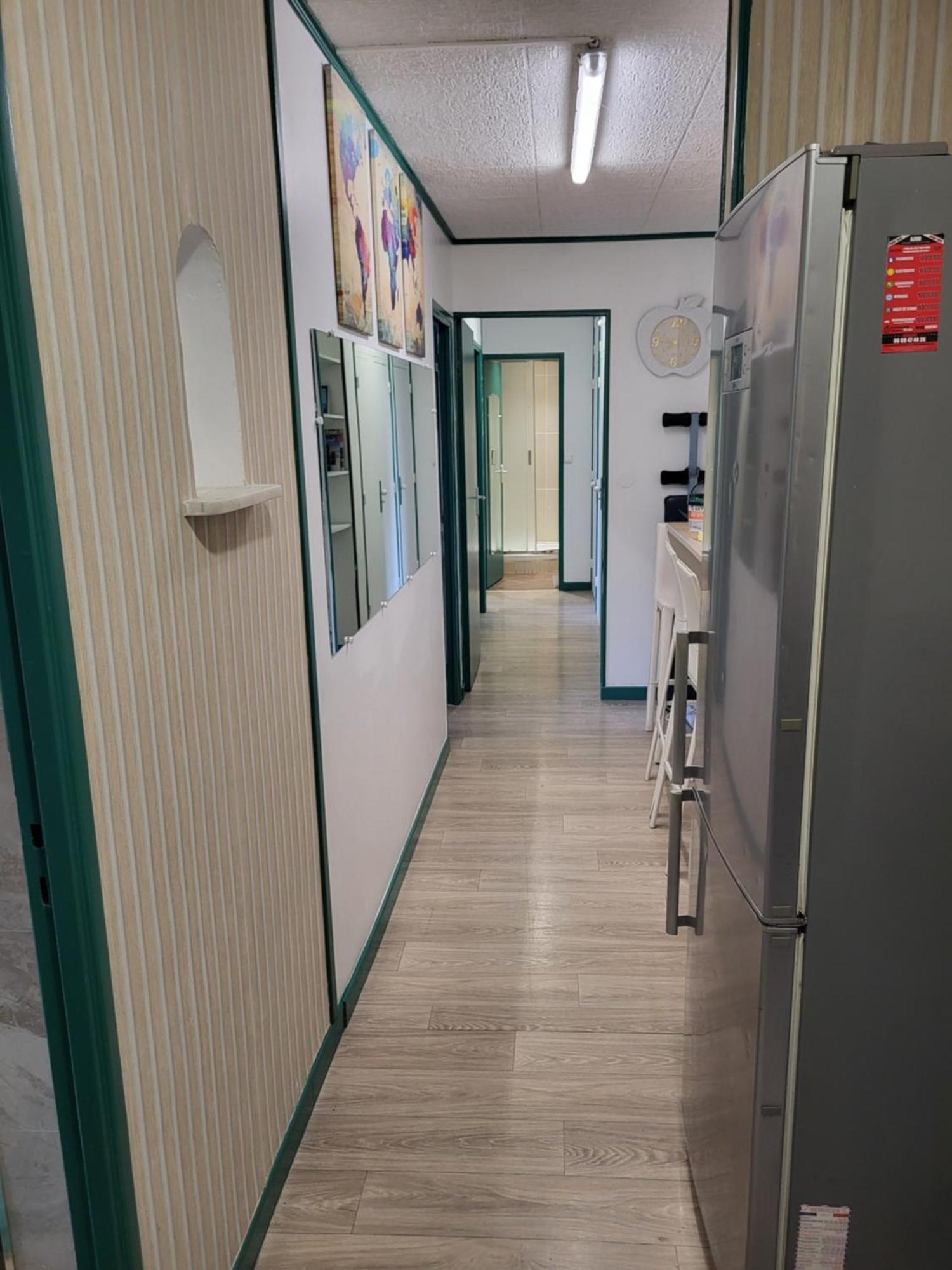 Private Room-3 In Hannana Apartment- 2 Min Walk To Tram 12 Min To Nice Train Station 15 Min To Massena Place Exteriör bild